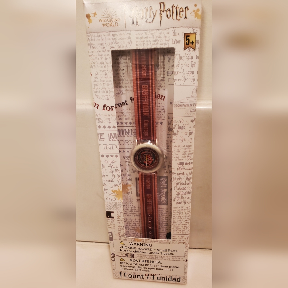Harry Potter Wizarding World Gryffindor Watch New